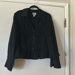 Black adorable work top with slight pin stripe
